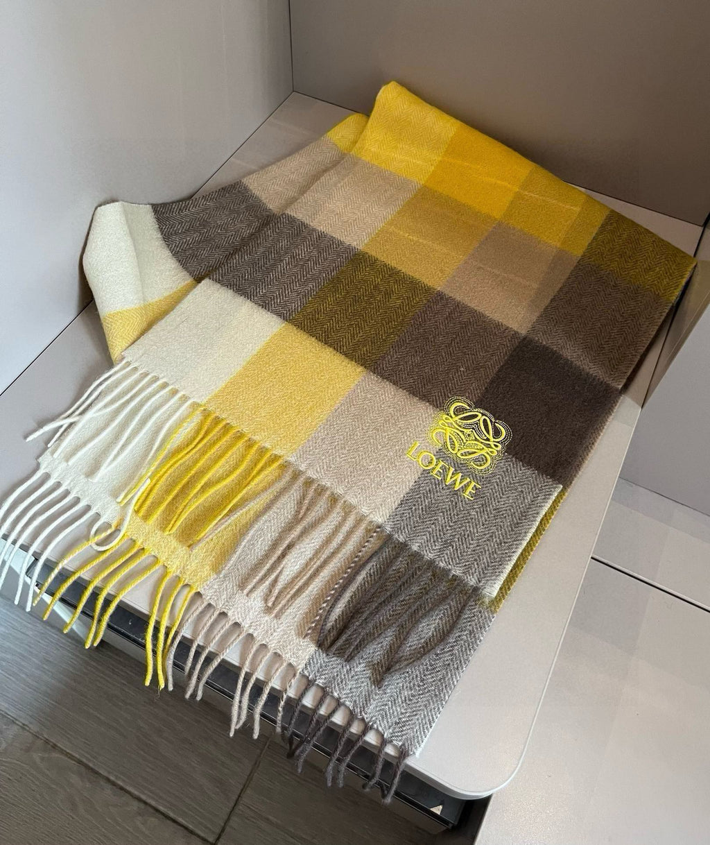 LOEWE 26S SCARF 180 IN CASHMERE 481061