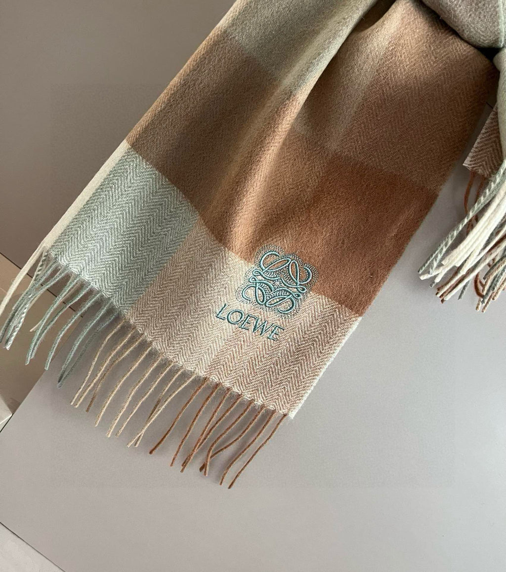LOEWE 26S SCARF 180 IN CASHMERE 481062