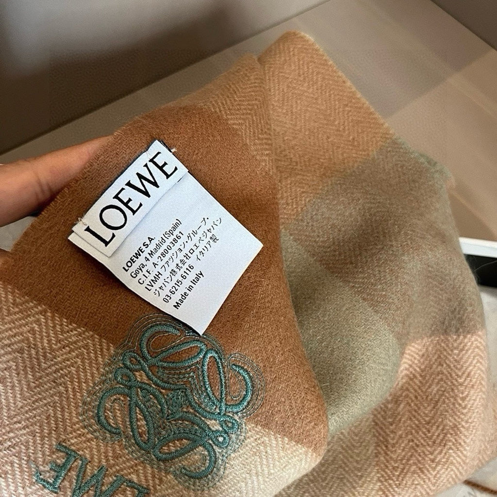 LOEWE 26S SCARF 180 IN CASHMERE 481062