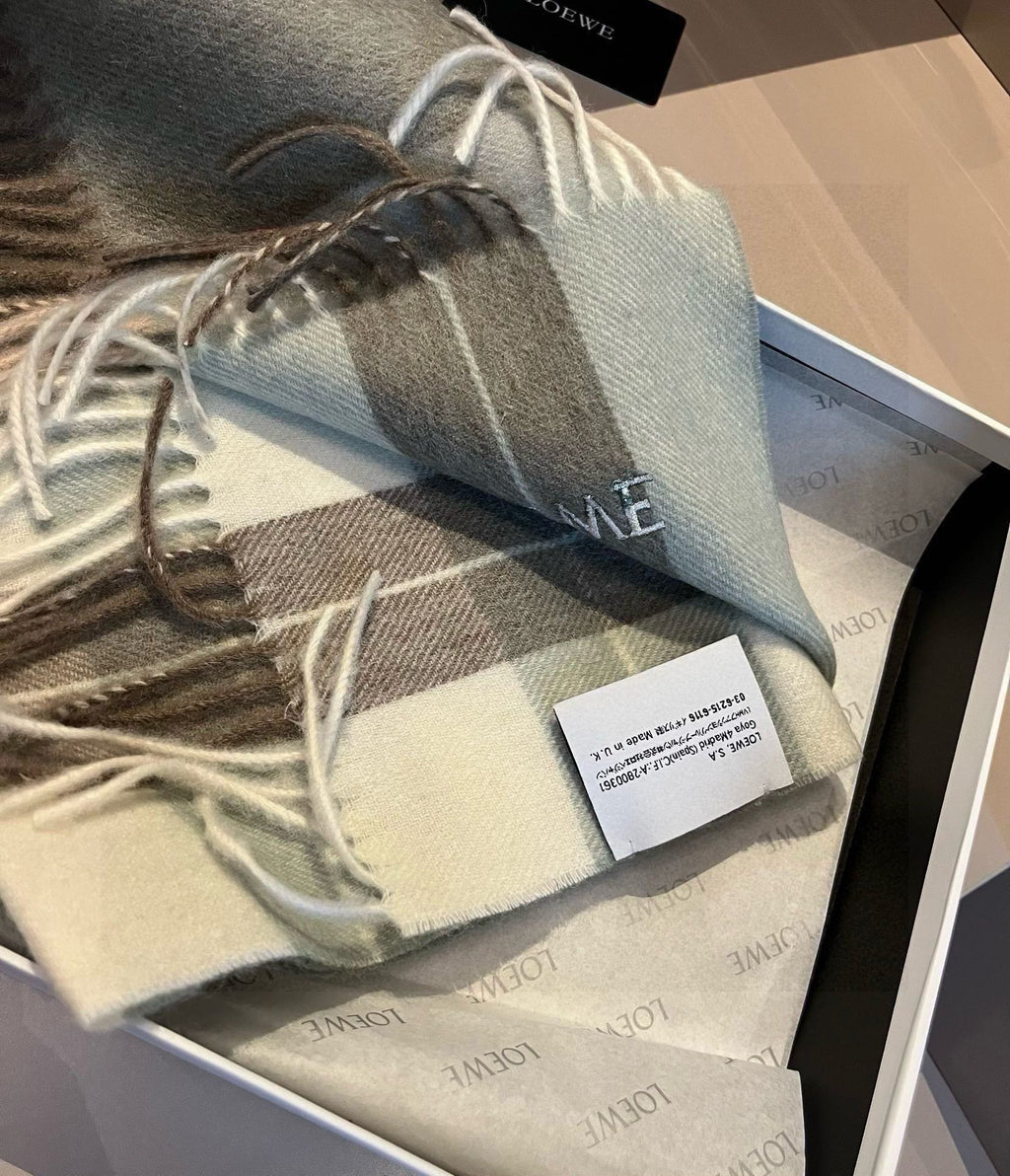 LOEWE 26S SCARF 180 IN CASHMERE 483544
