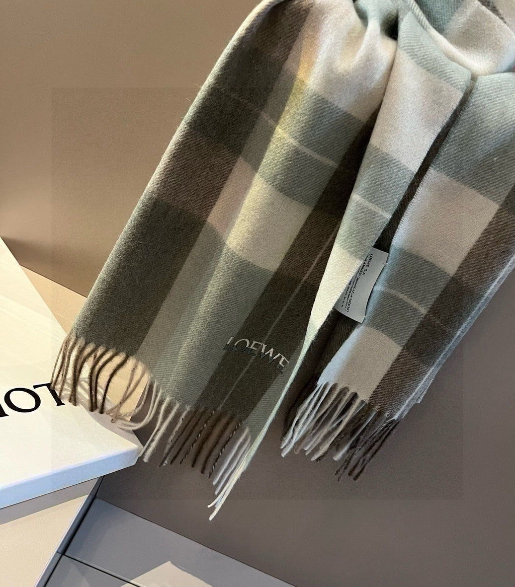 LOEWE 26S SCARF 180 IN CASHMERE 483544