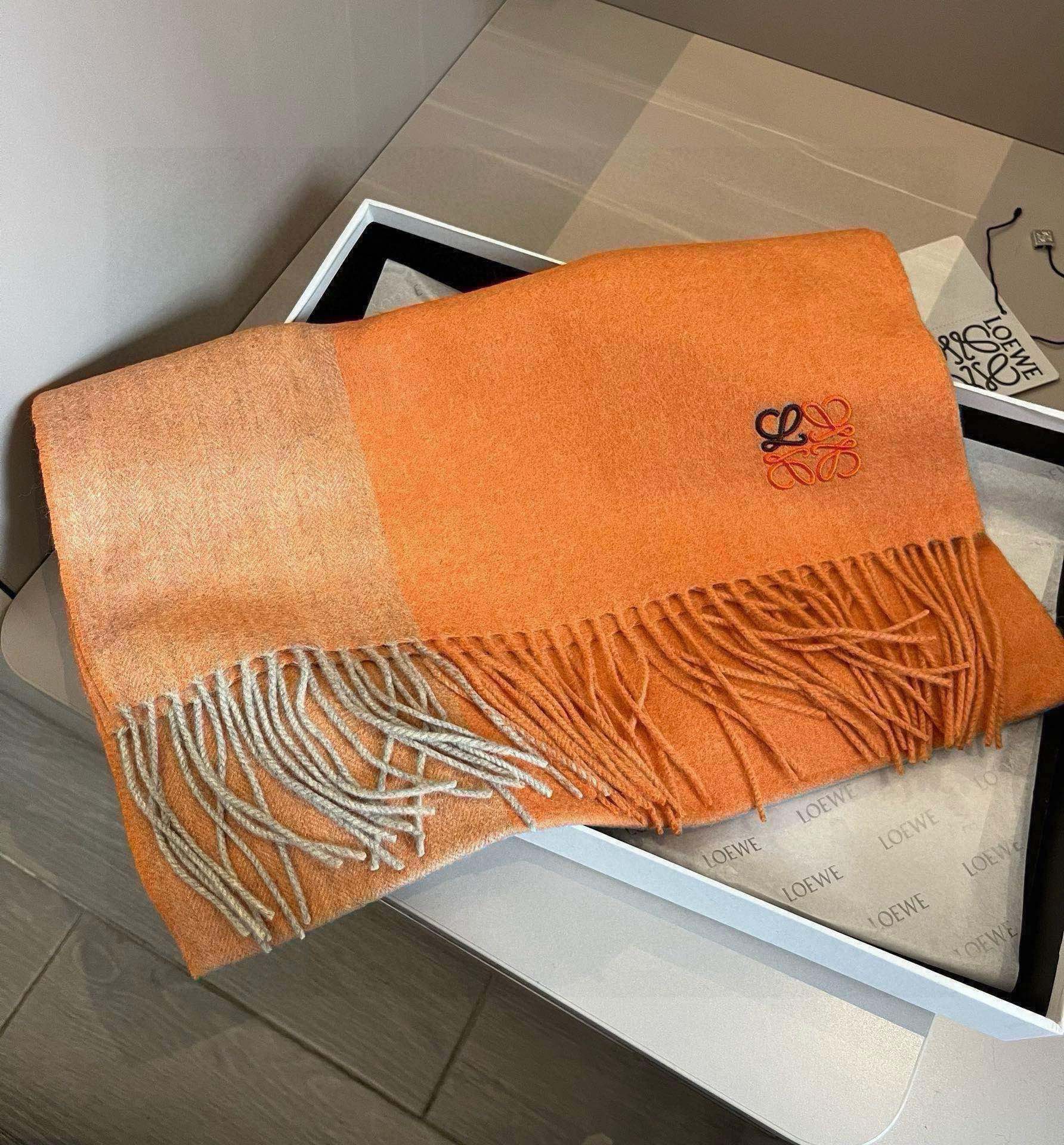 LOEWE 26S SCARF 180 IN CASHMERE 486659