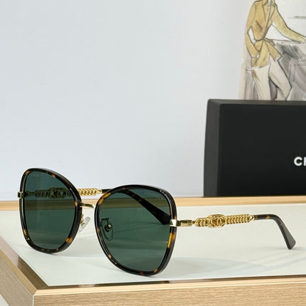 CHANEL 26S OVAL FRAME IN ACETATE 404532
