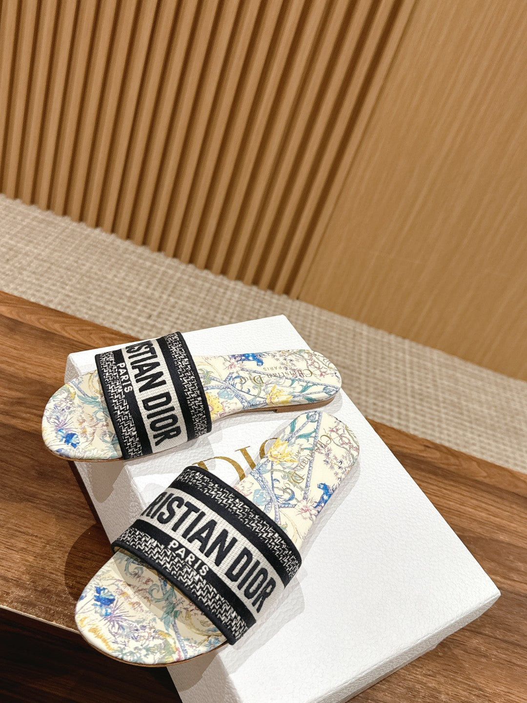 DIOR 26S SLIDE SANDALS IN MULTICOLOR FLORAL MAP PRINT LOGO STRAP