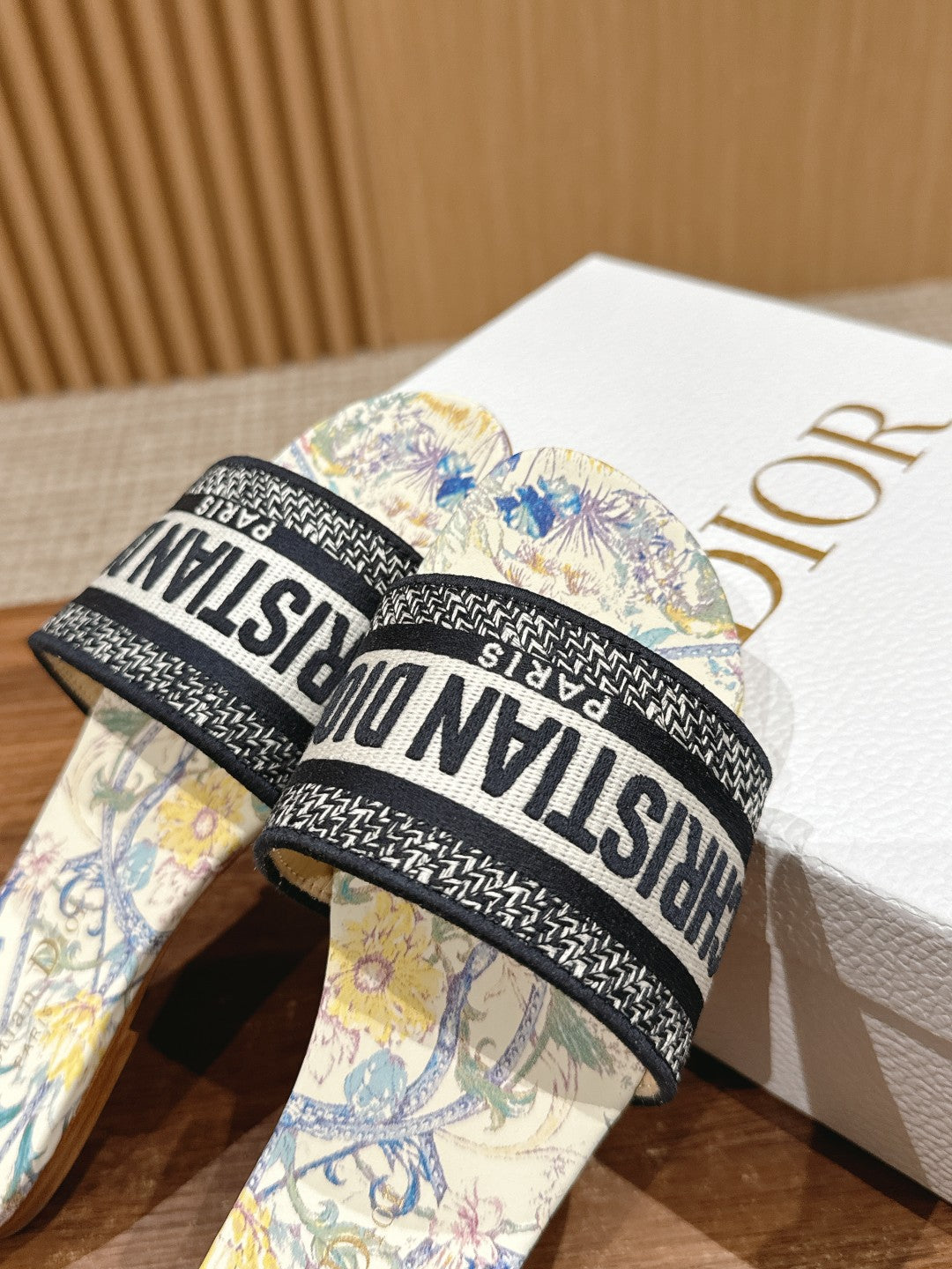 DIOR 26S SLIDE SANDALS IN MULTICOLOR FLORAL MAP PRINT LOGO STRAP