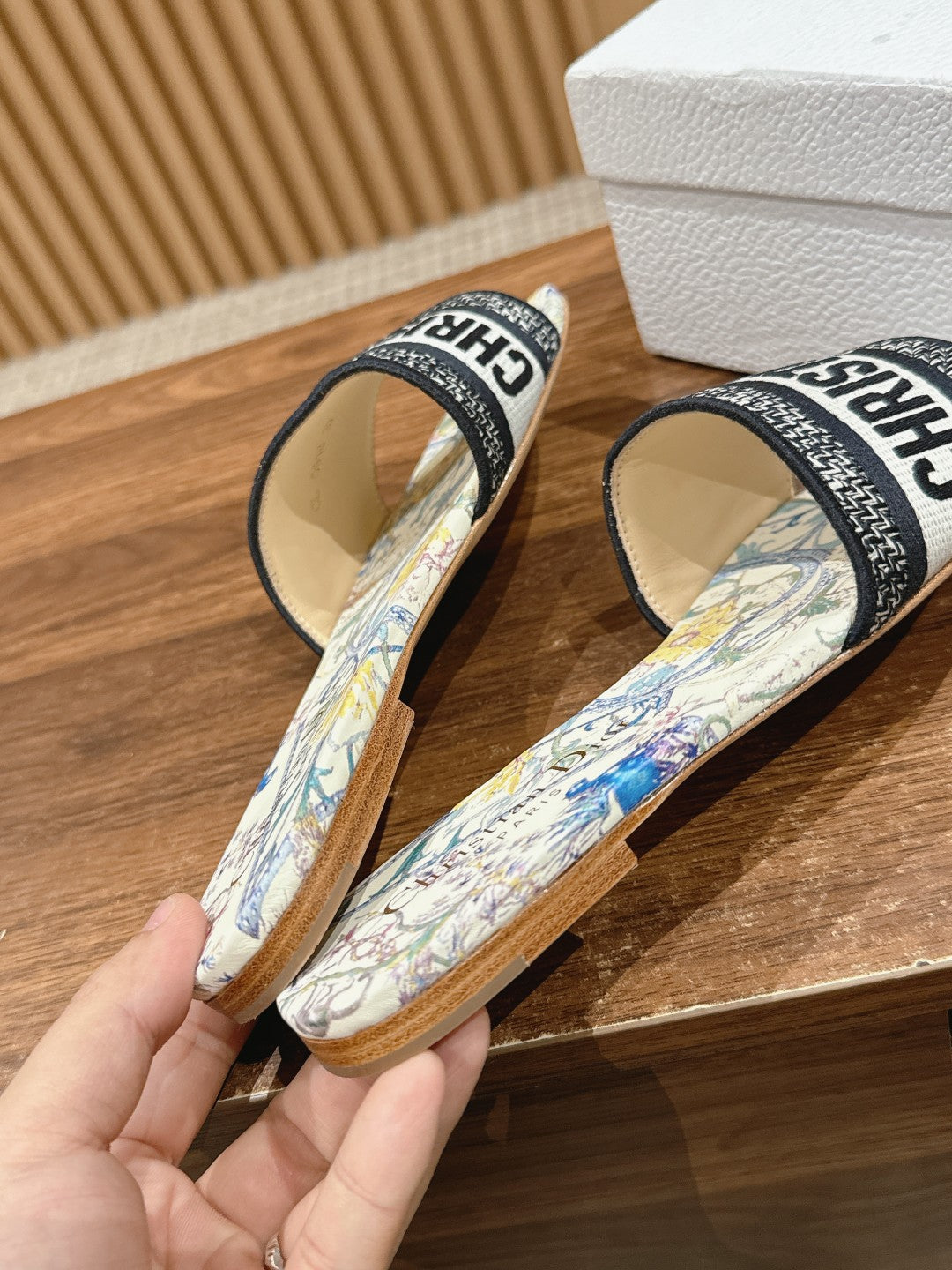 DIOR 26S SLIDE SANDALS IN MULTICOLOR FLORAL MAP PRINT LOGO STRAP