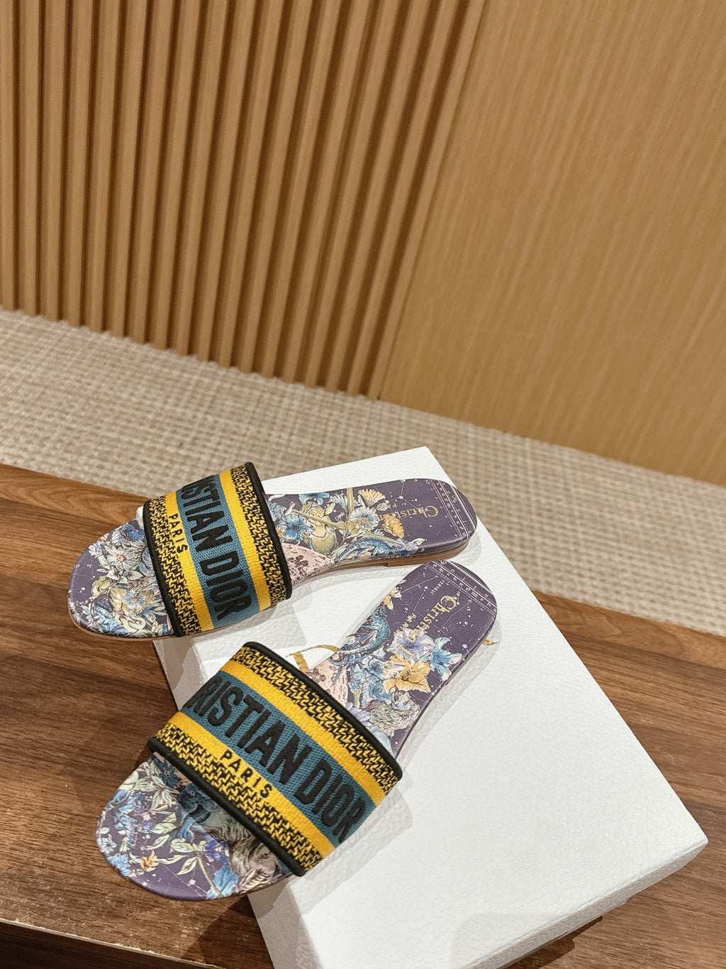 DIOR 26S SLIDE SANDALS IN PURPLE FLORAL MULTICOLOR LOGO STRAP