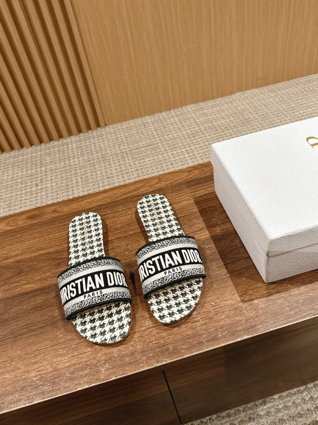 DIOR 26S D-CLUB FLAT SLIDES IN BLACK AND WHITE HOUNDSTOOTH