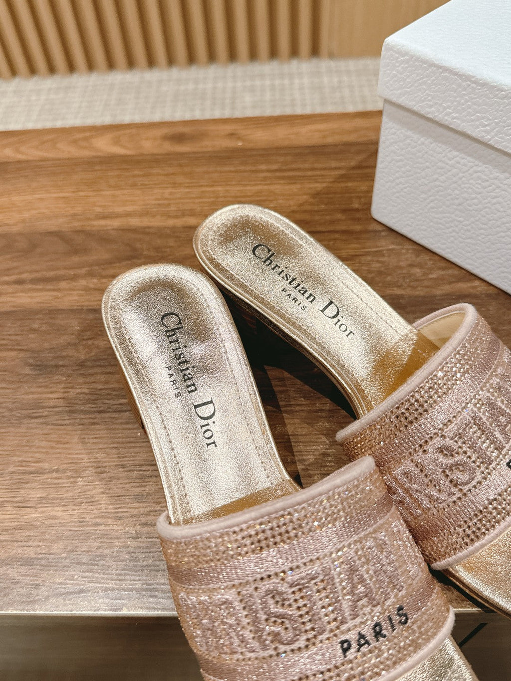 DIOR 26S D-CLUB EMBROIDERED HEELED SLIDES IN ROSE GOLD