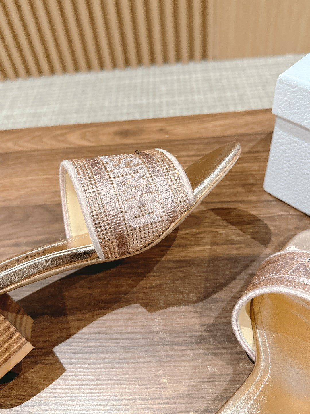 DIOR 26S D-CLUB EMBROIDERED HEELED SLIDES IN ROSE GOLD