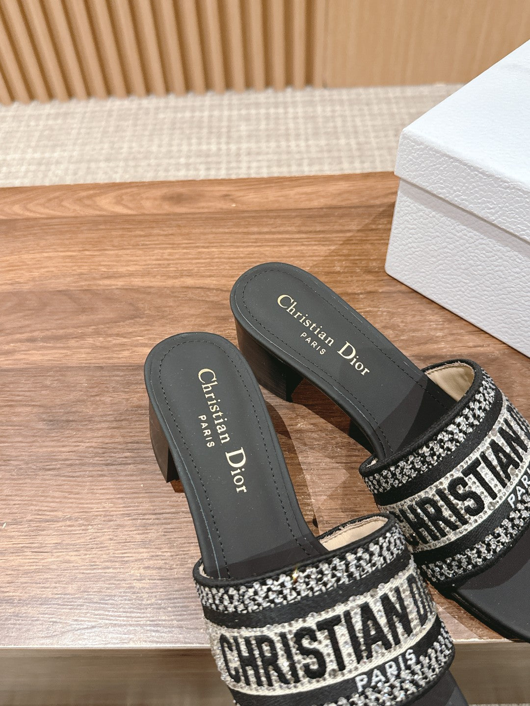 DIOR 26S D-CLUB EMBROIDERED HEELED SLIDES IN BLACK