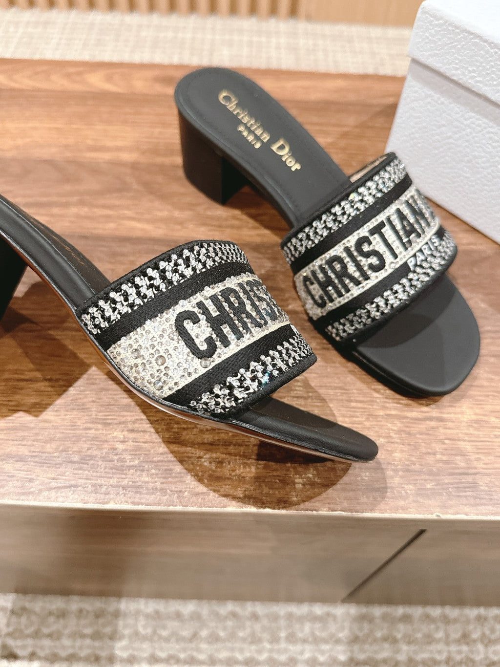 DIOR 26S D-CLUB EMBROIDERED HEELED SLIDES IN BLACK