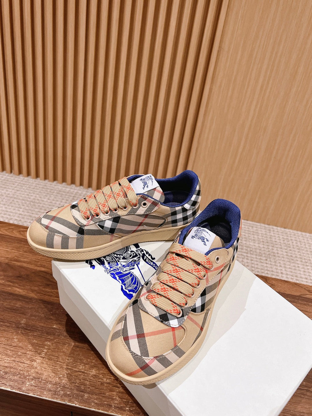 BURBERRY 26S SNEAKERS IN BEIGE FABRIC PLAID