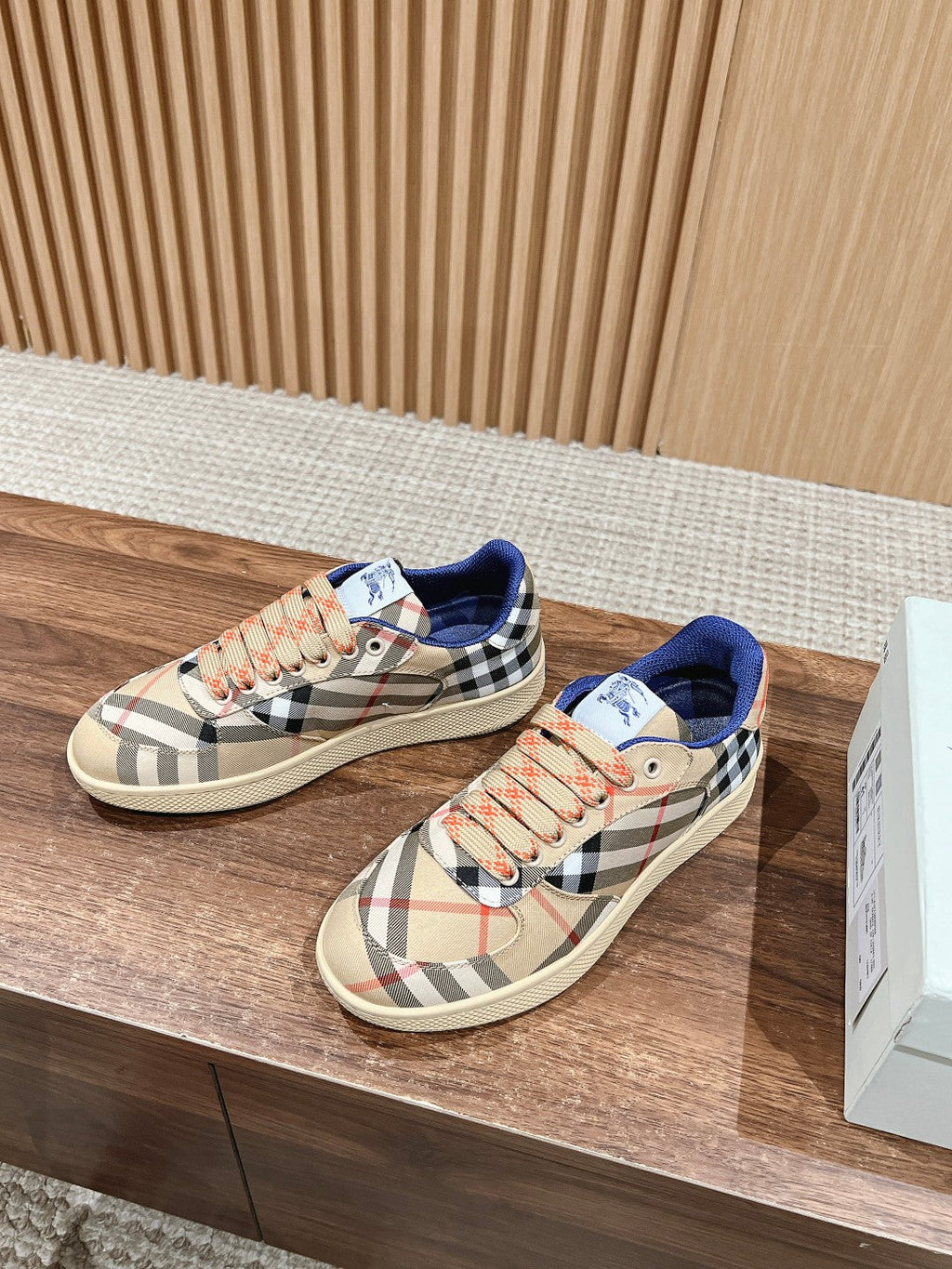 BURBERRY 26S SNEAKERS IN BEIGE FABRIC PLAID