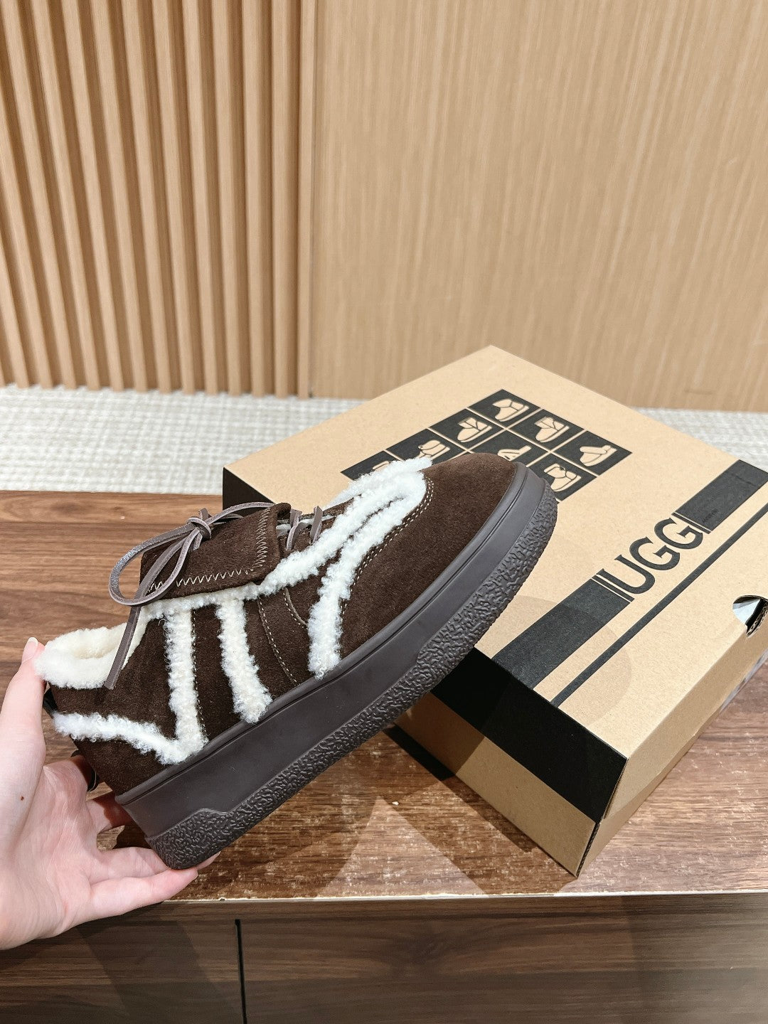 PLATFORM SNEAKER IN CHOCOLATE BROWN SUEDE AND FLEECE LINING
