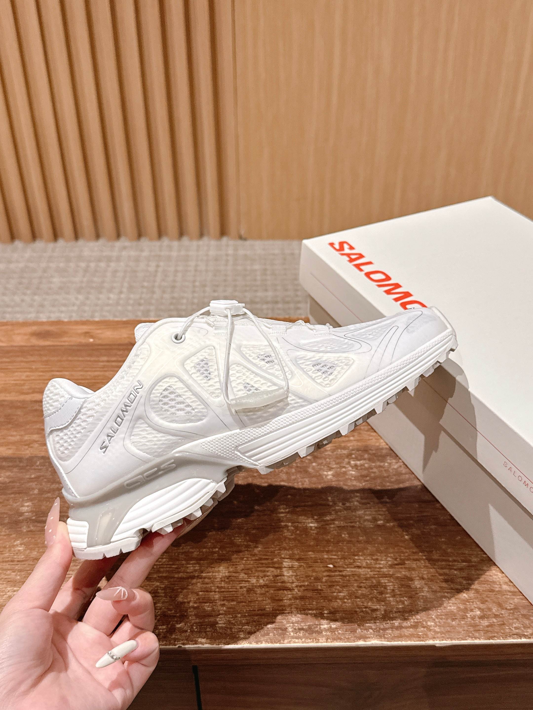 ALO 25S SALOMON XT WHISPER IN WHITE MESH FABRIC AND LAMBSKIN