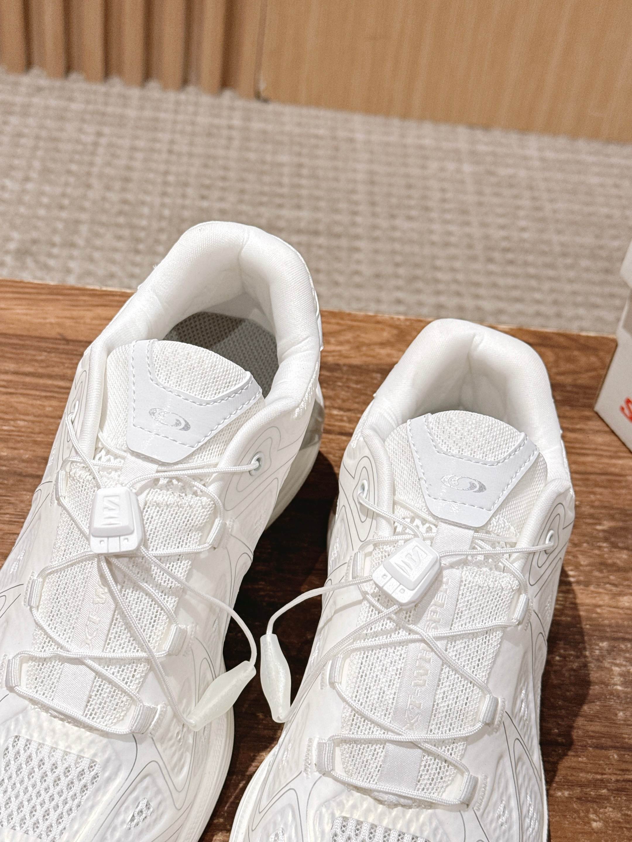 ALO 25S SALOMON XT WHISPER IN WHITE MESH FABRIC AND LAMBSKIN