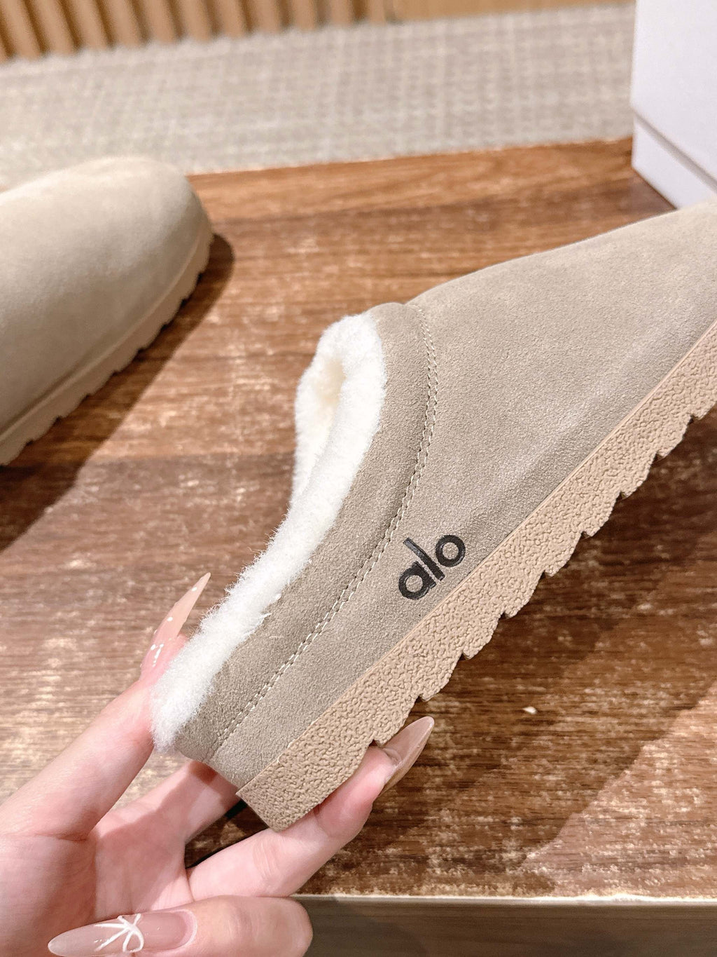 ALO 25S BIRKENSTOCK CLOGS IN LIGHT GREY SUEDE AND WHITE WOOL
