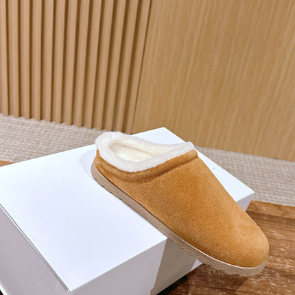 ALO 25S BIRKENSTOCK CLOGS IN LIGHT BROWN SUEDE