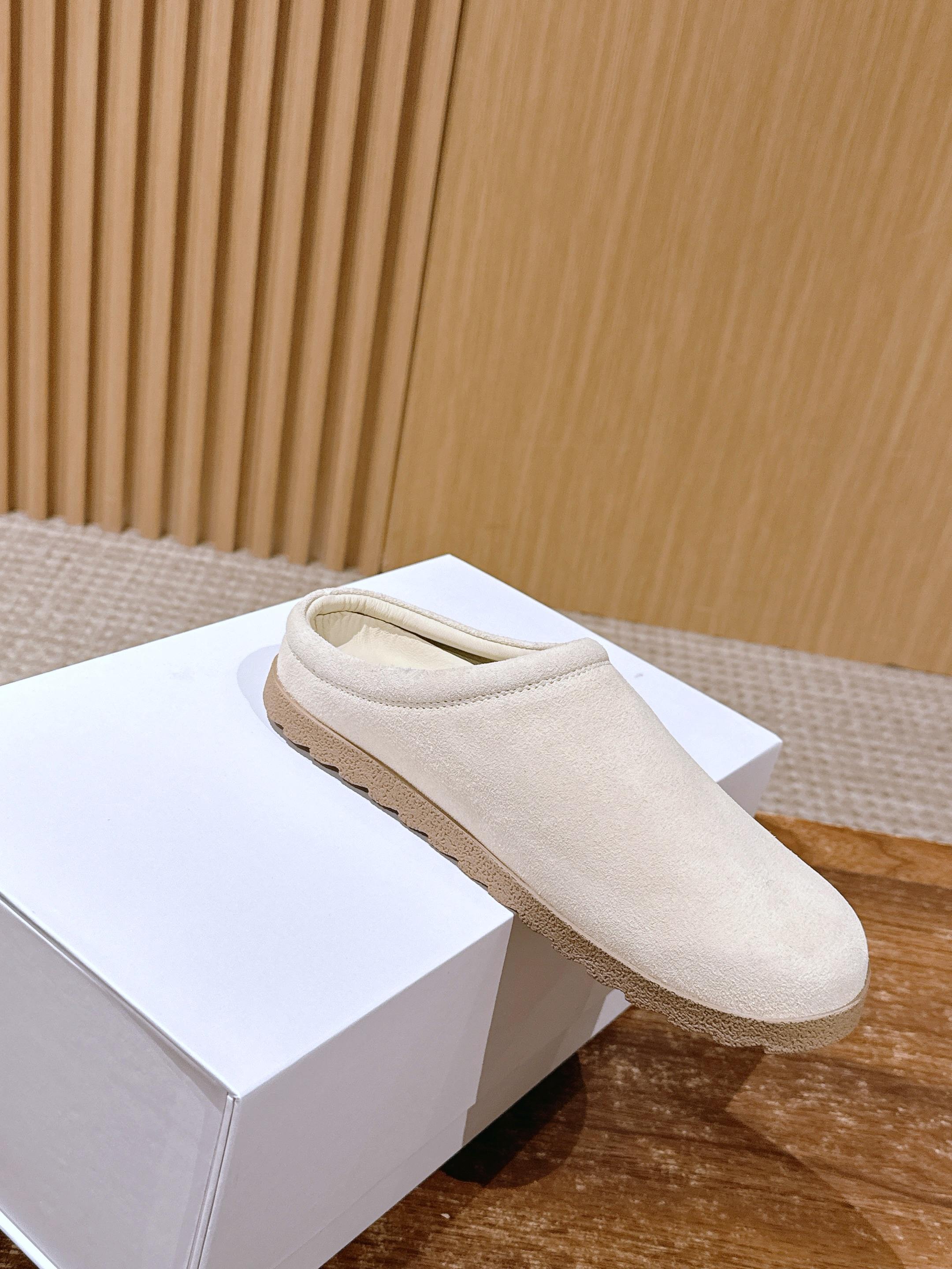 ALO 25S MULE IN CREAM WHITE SUEDE
