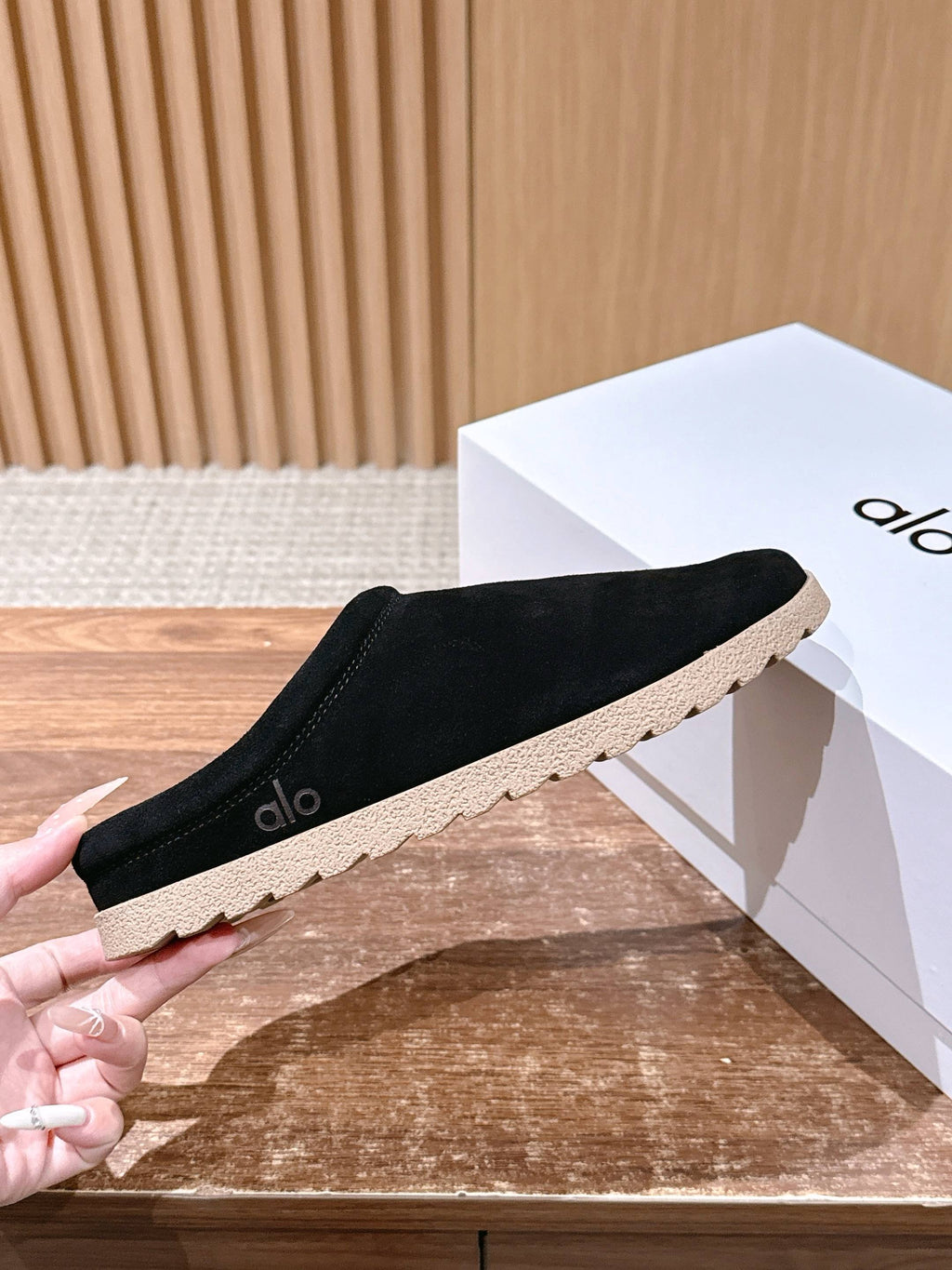 ALO 25S MULE IN BLACK SUEDE