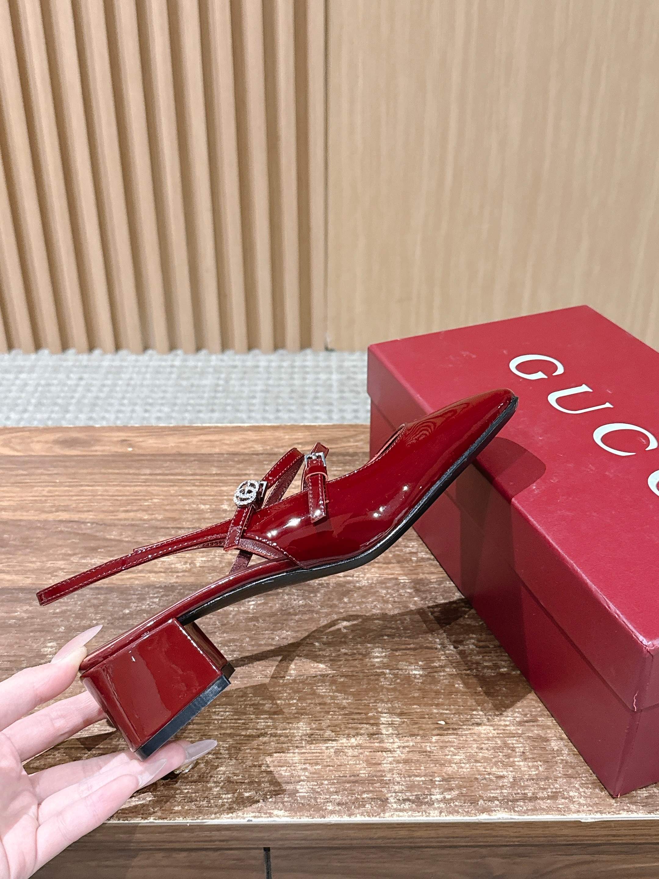 GUCCI 26S BLOCK-HEEL SLINGBACK PUMPS 45 MM IN RED CALFSKIN