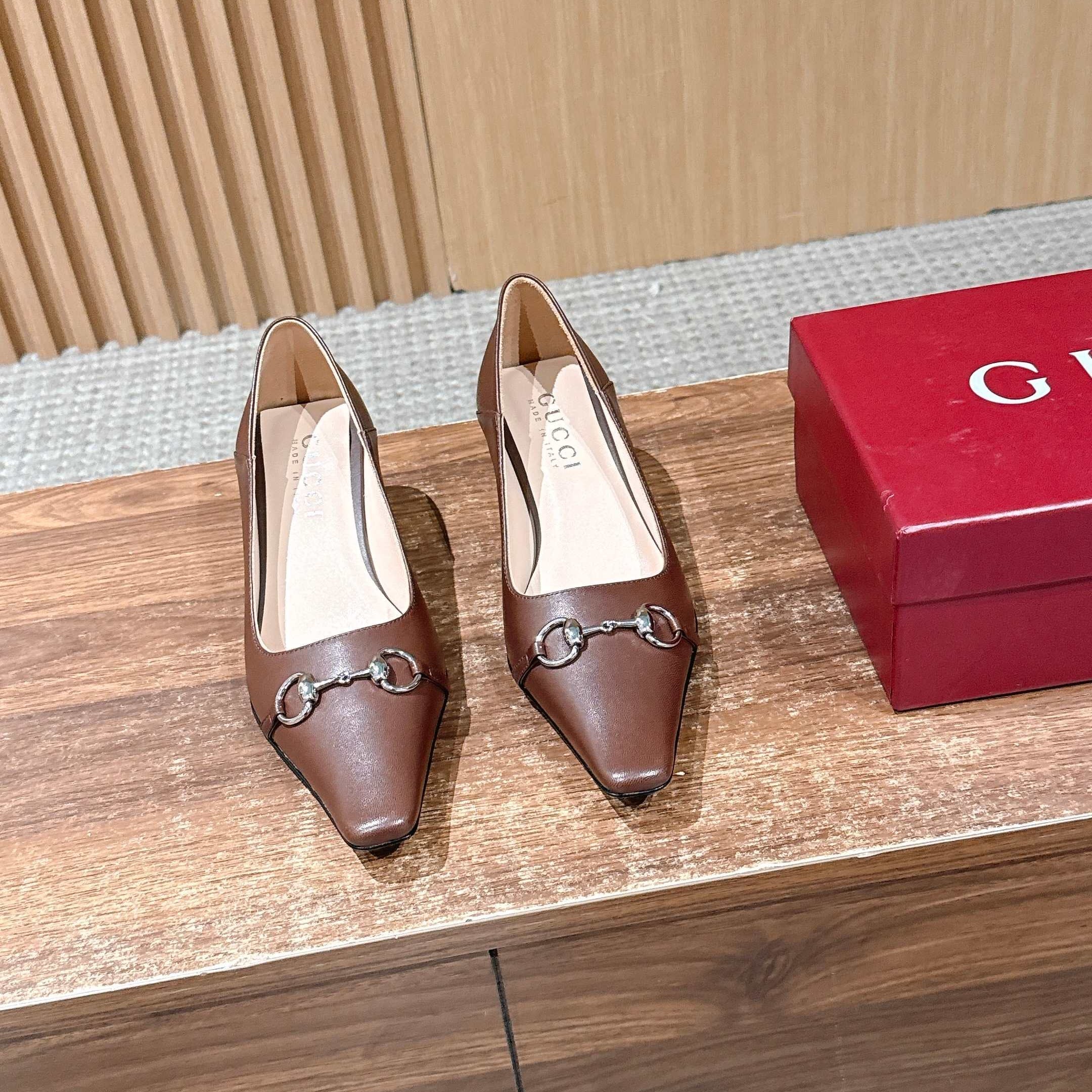 GUCCI 26S VITTORIA PUMPS 60 MM IN BROWN LAMBSKIN