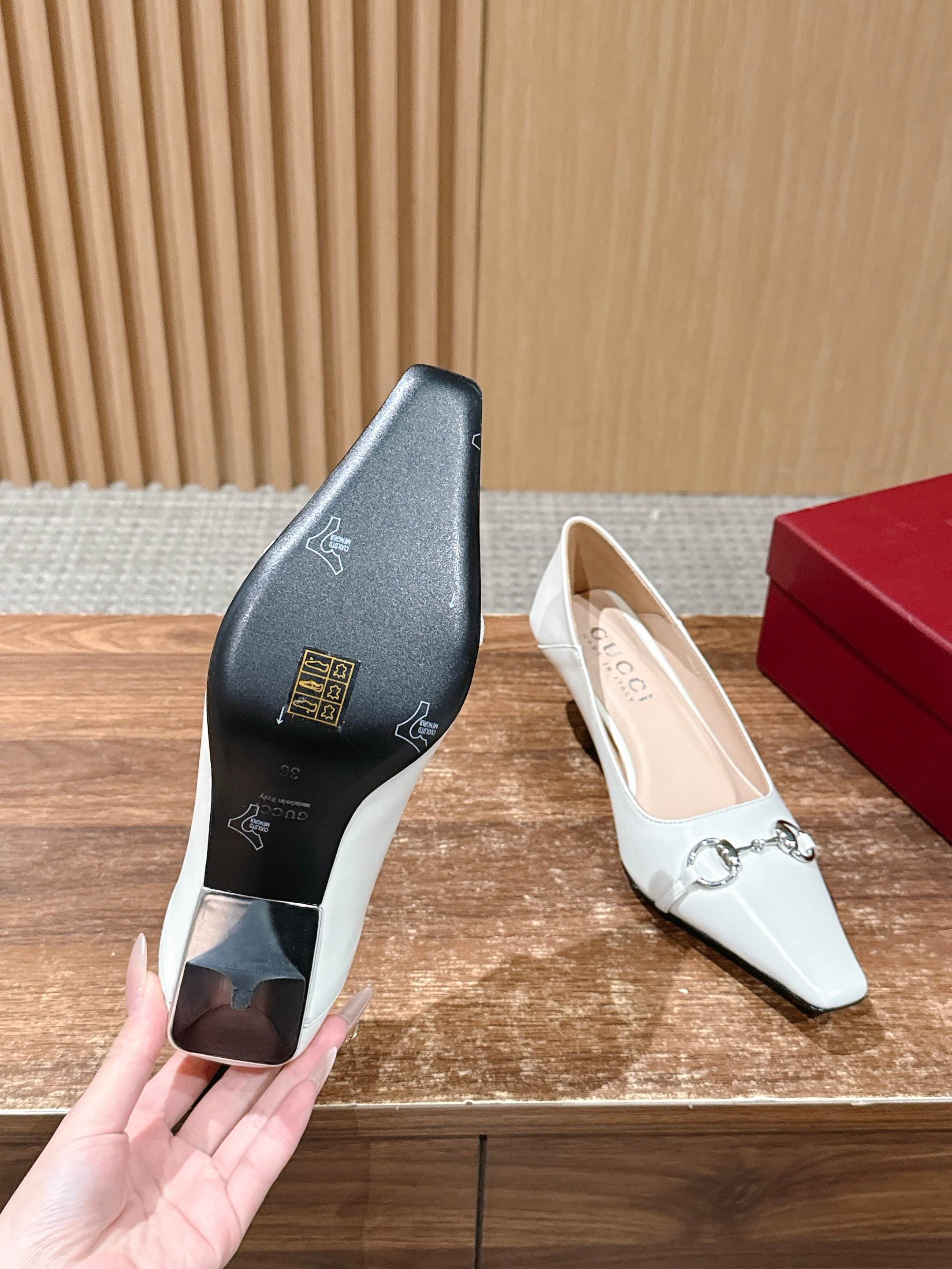 GUCCI 26S VITTORIA PUMPS 60 MM IN WHITE LAMBSKIN
