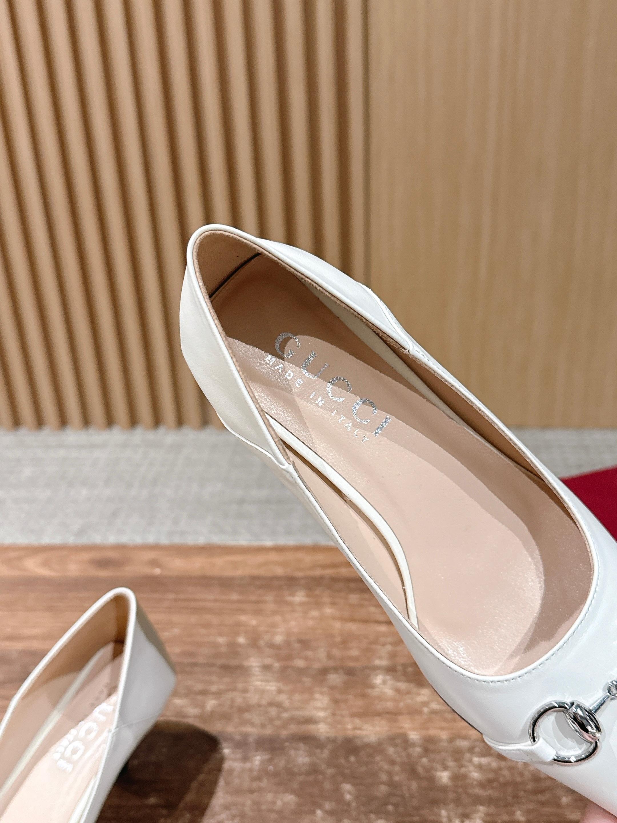 GUCCI 26S VITTORIA PUMPS 60 MM IN WHITE LAMBSKIN