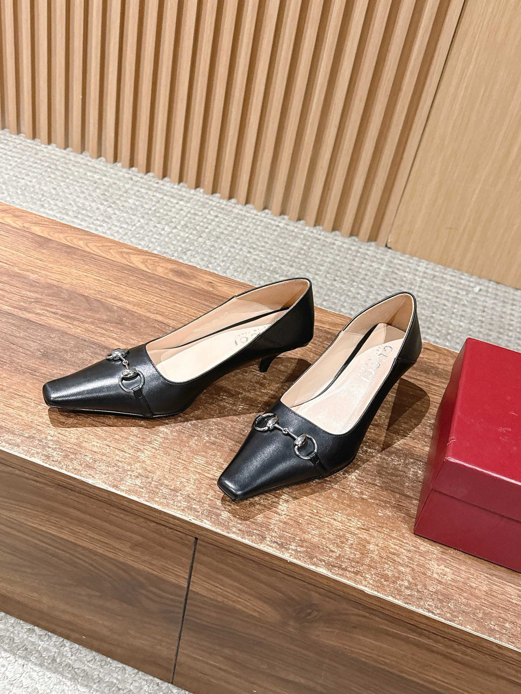 GUCCI 26S VITTORIA PUMPS 60 MM IN BLACK LAMBSKIN