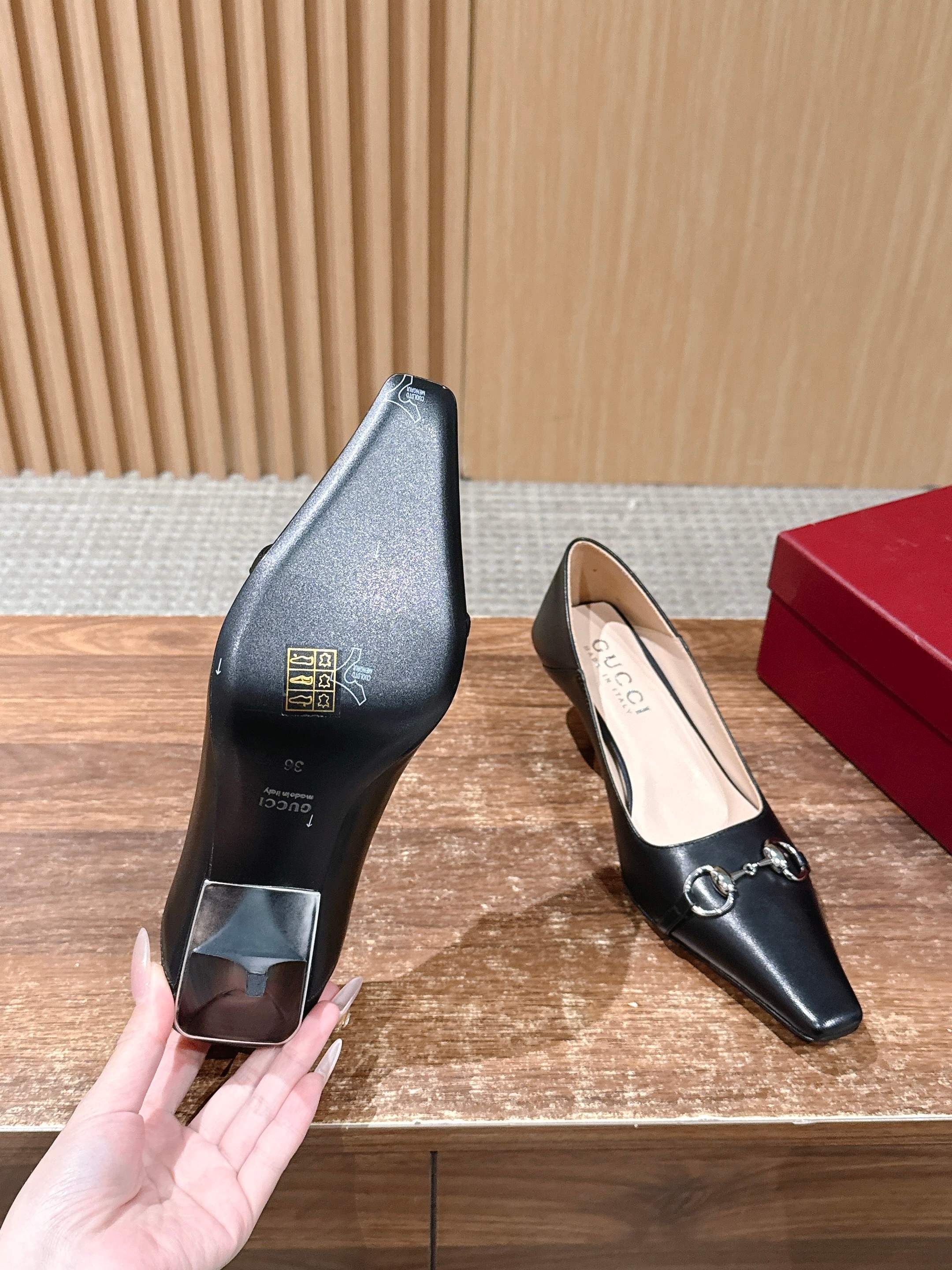 GUCCI 26S VITTORIA PUMPS 60 MM IN BLACK LAMBSKIN