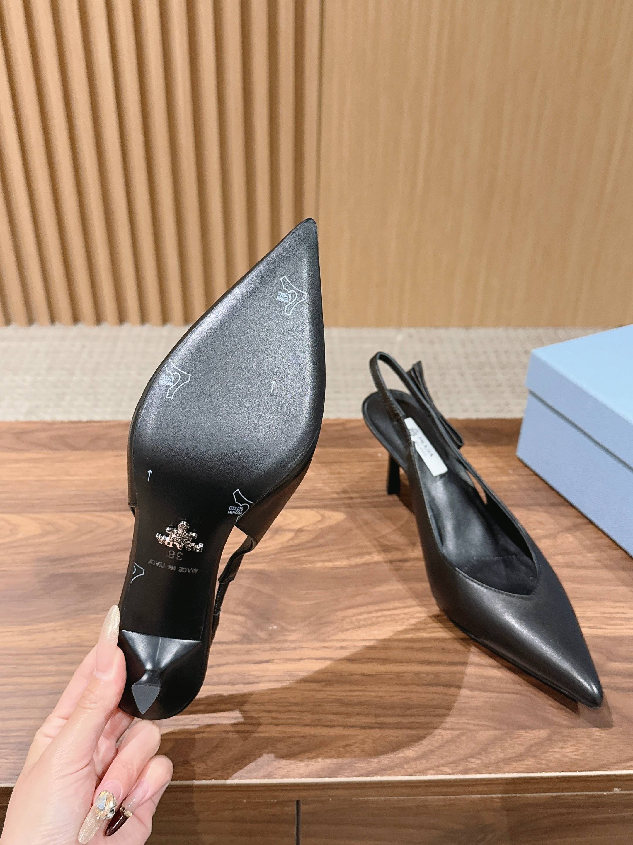 PRADA 26S SLINGBACK PUMPS IN BLACK CALFSKIN