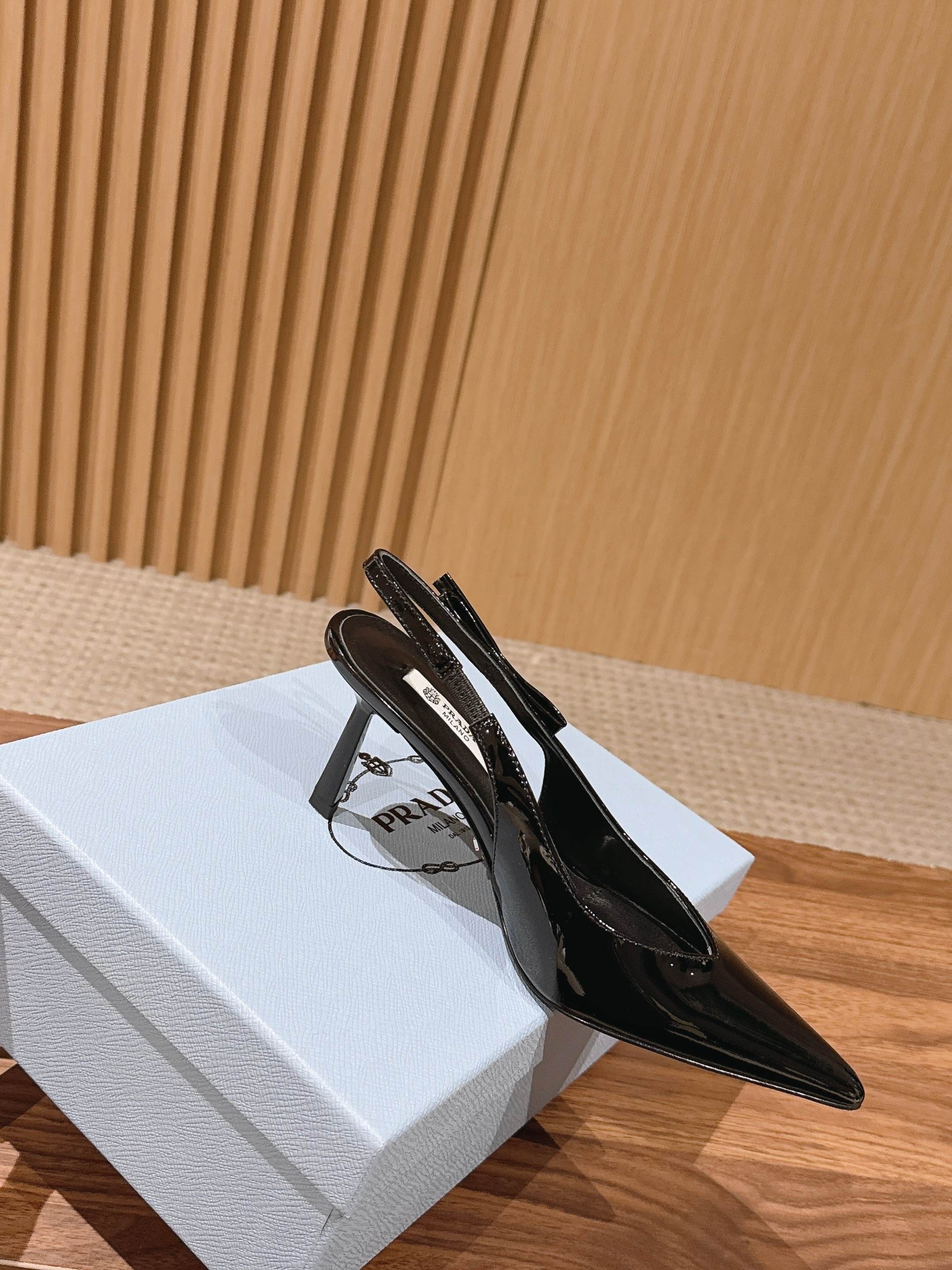 PRADA 26S SLINGBACK PUMPS IN BLACK PATENT CALFSKIN