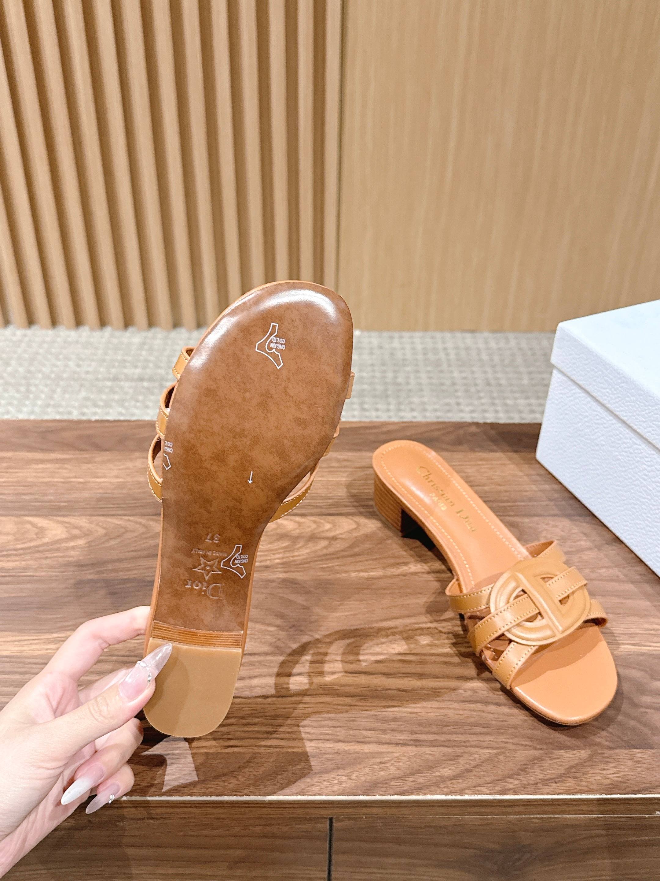 DIOR 26S HEEL SANDALS IN CARAMEL BROWN CALFSKIN STRAPPY