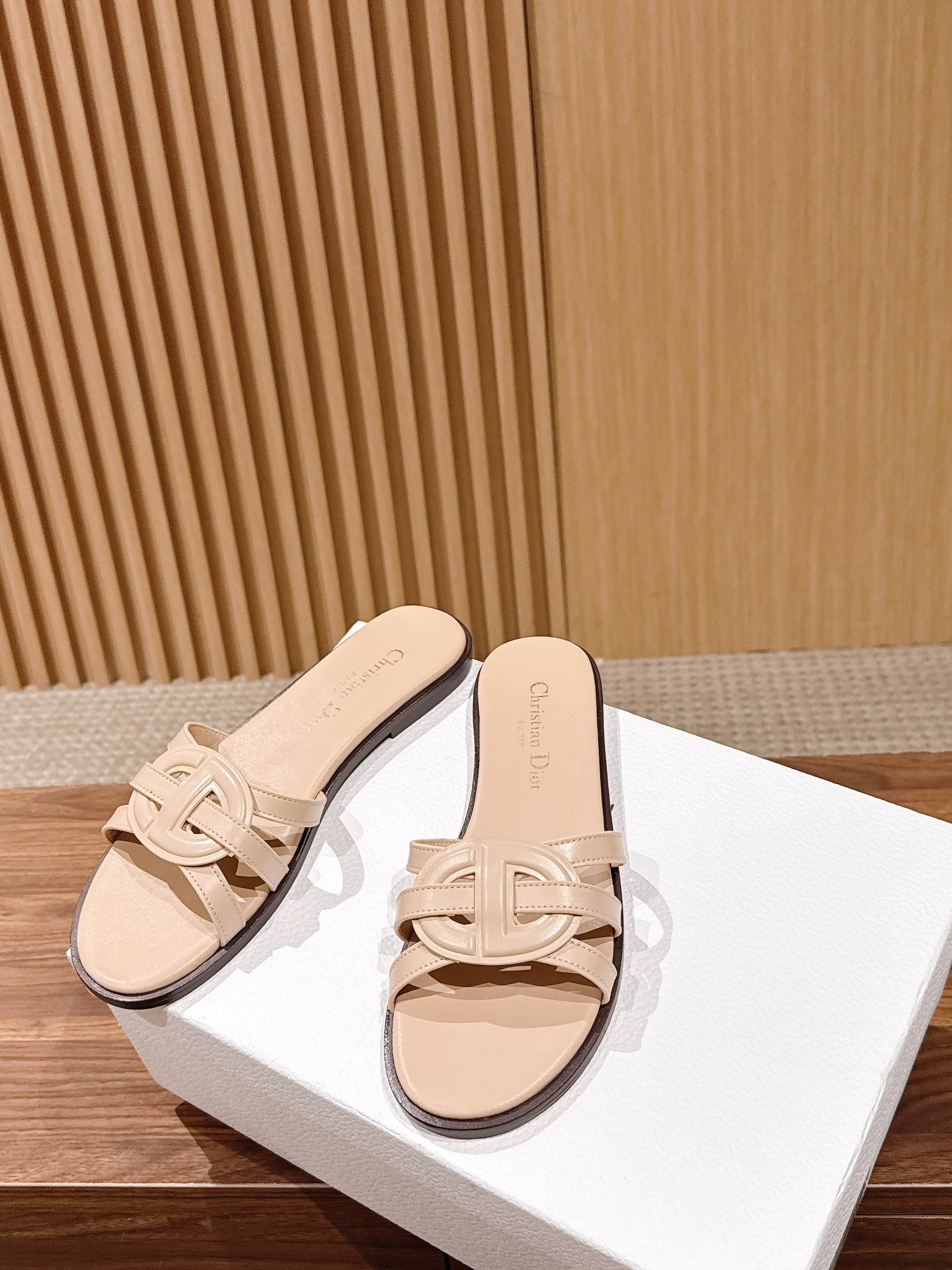 DIOR 26S SLIDE SANDALS IN BEIGE CLUB WOVEN CALFSKIN