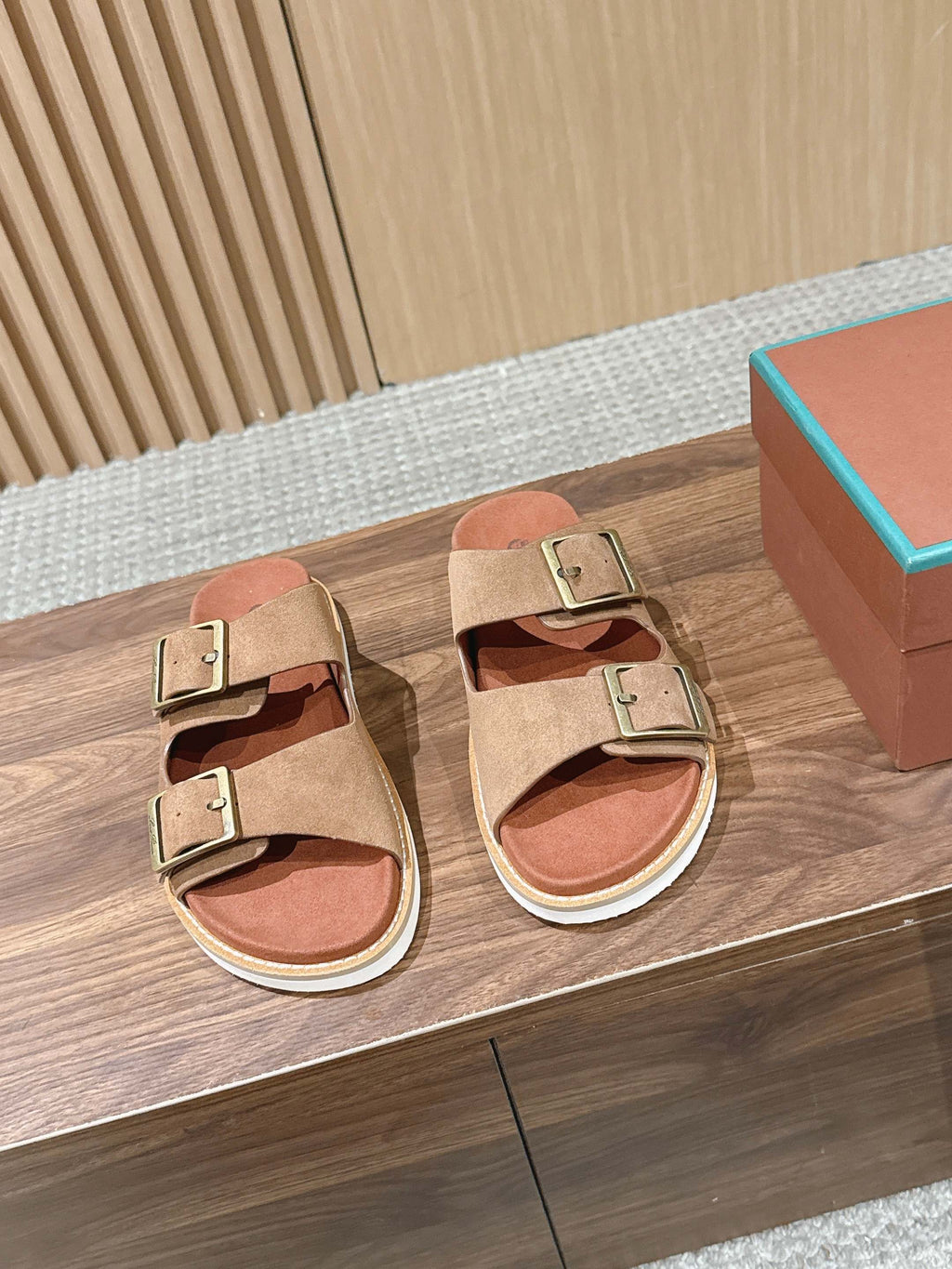 LP 26S DOUBLE BUCKLE SLIDES IN BROWN SUEDE GOLD HARDWARE