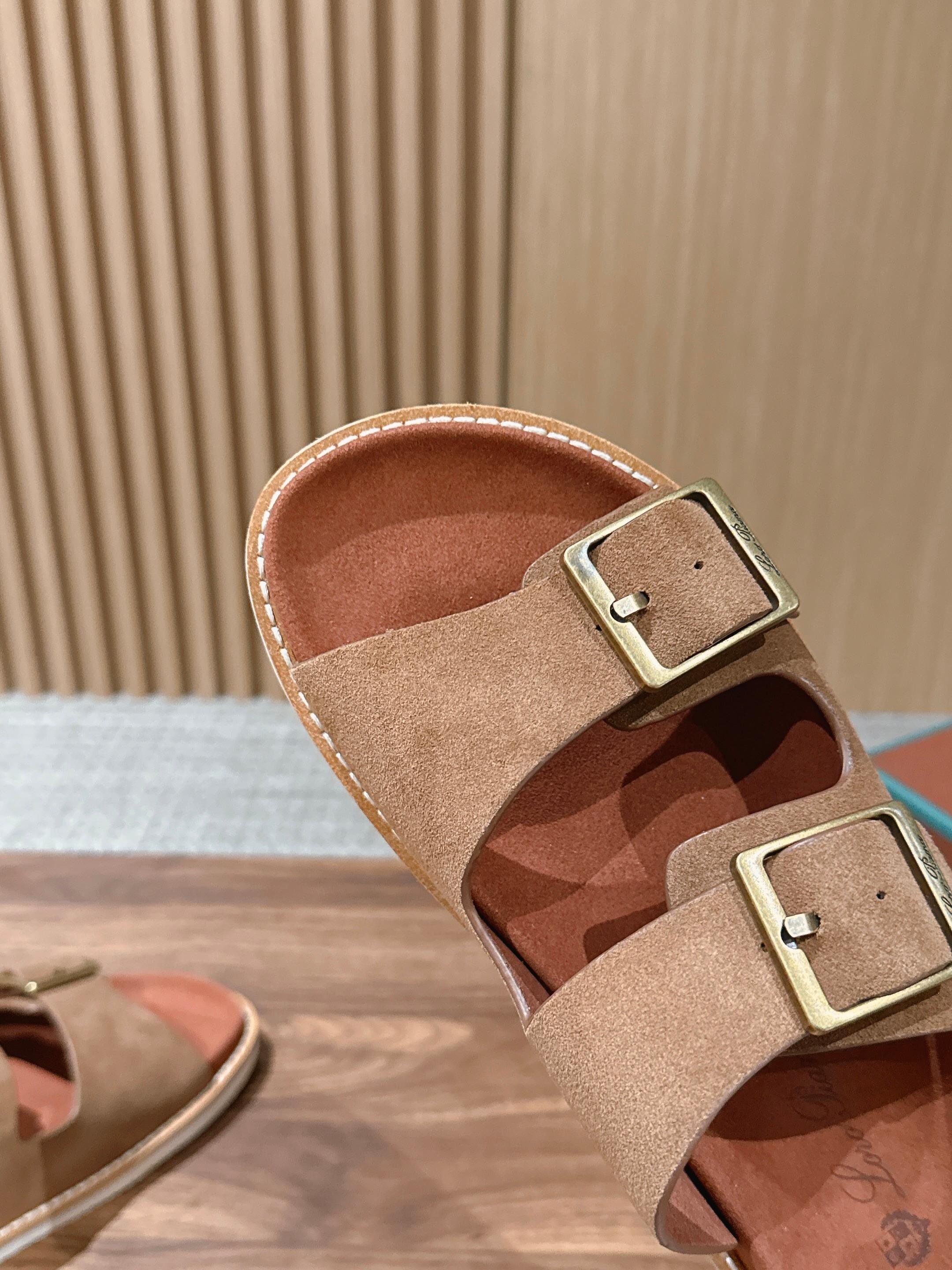 LP 26S DOUBLE BUCKLE SLIDES IN BROWN SUEDE GOLD HARDWARE