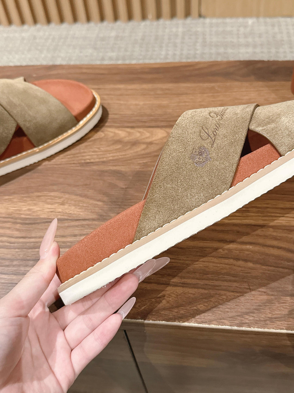 LP 26S CROSS STRAP SLIDES SANDAL IN OLIVE BROWN SUEDE