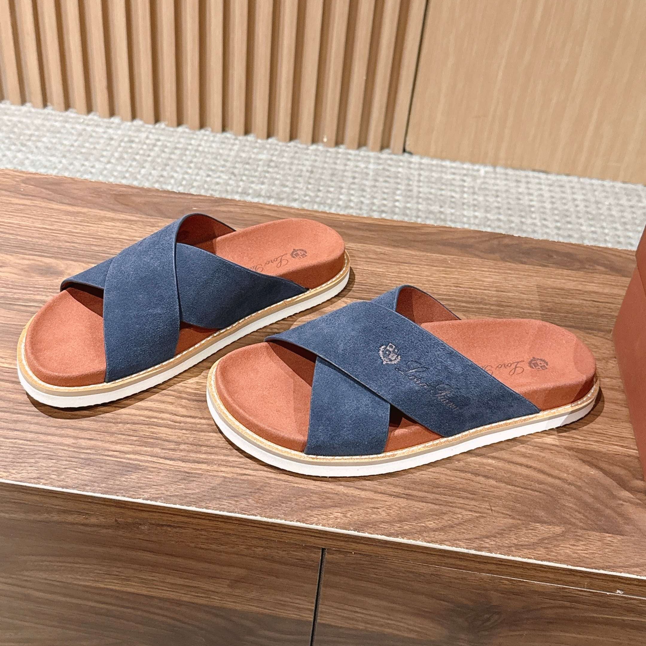 LP 26S CROSS STRAP SLIDES SANDAL IN NAVY BLUE SUEDE