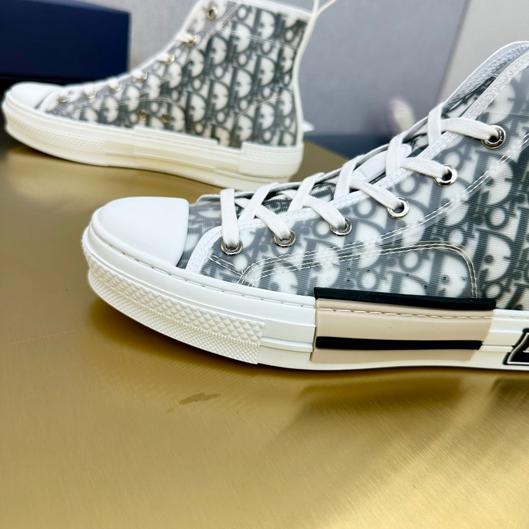 DIOR B23 HIGH-TOP SNEAKER IN WHITE AND BLACK DIOR OBLIQUE CANVAS