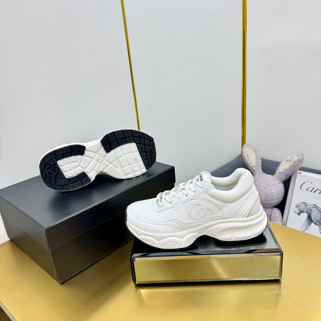 DAD SNEAKER IN WHITE SUEDE AND BREATHABLE MESH