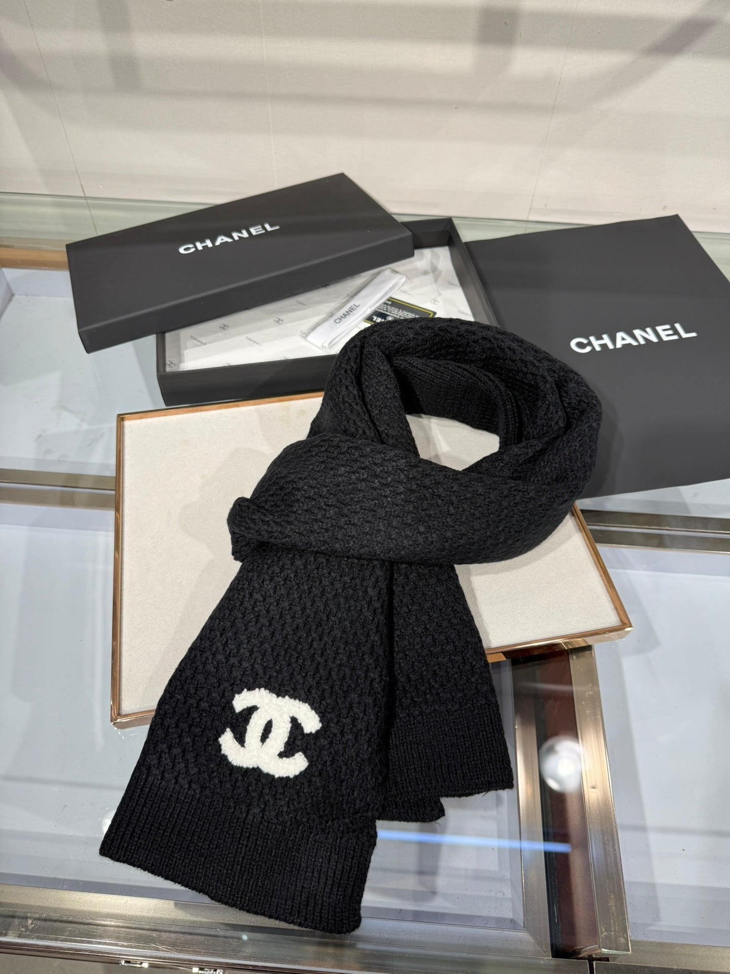 CHANEL 25S SCARF 175 CM IN  WOOL CASHMERE 943087