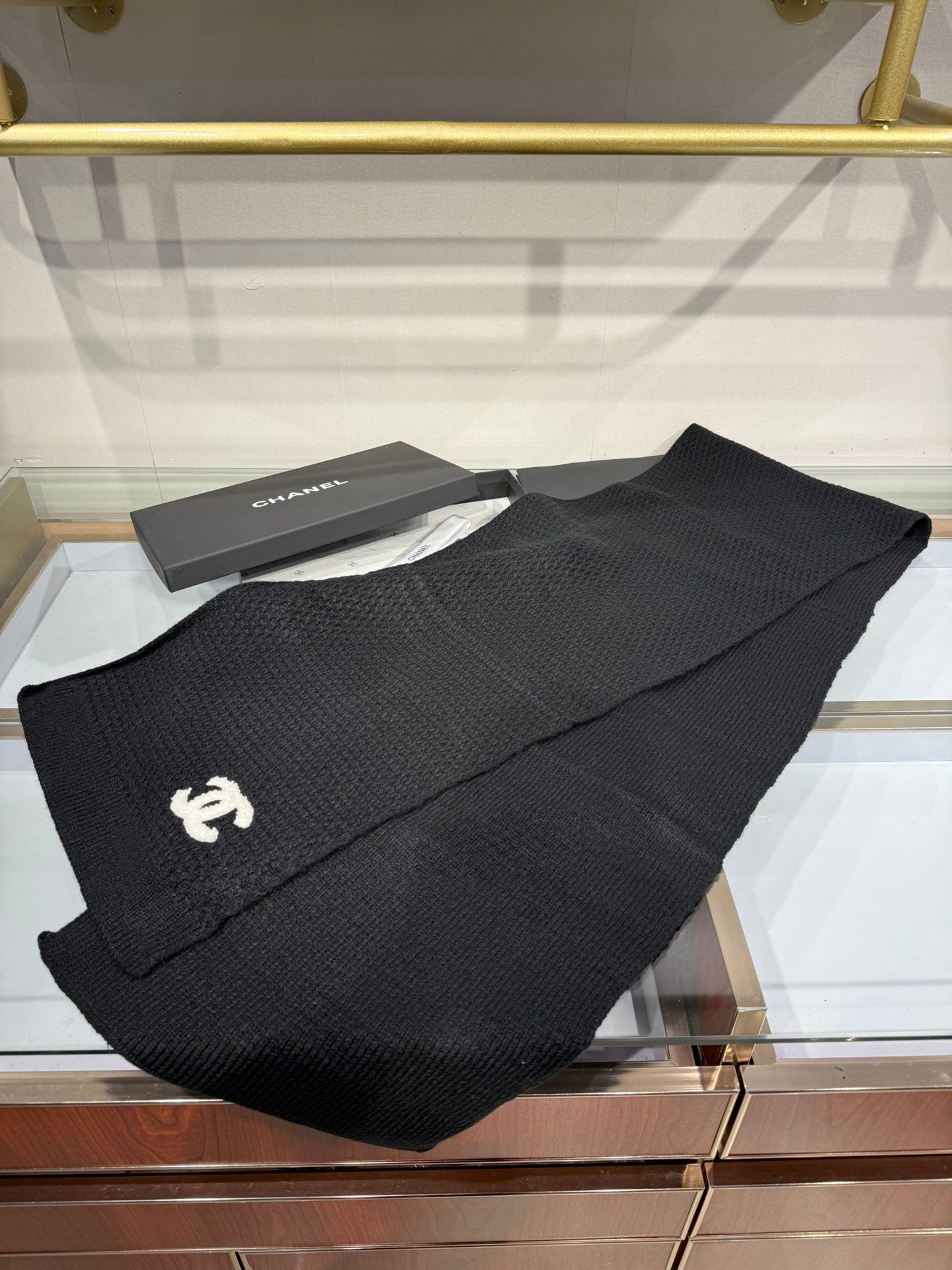 CHANEL 25S SCARF 175 CM IN  WOOL CASHMERE 943087