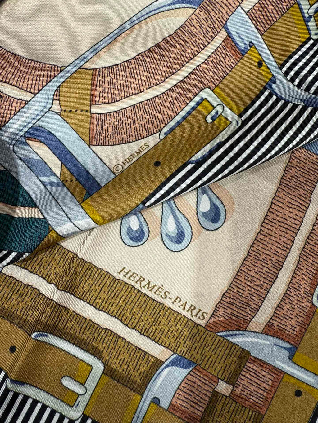 HERMES 26S SCARF 90 IN SILK 307102