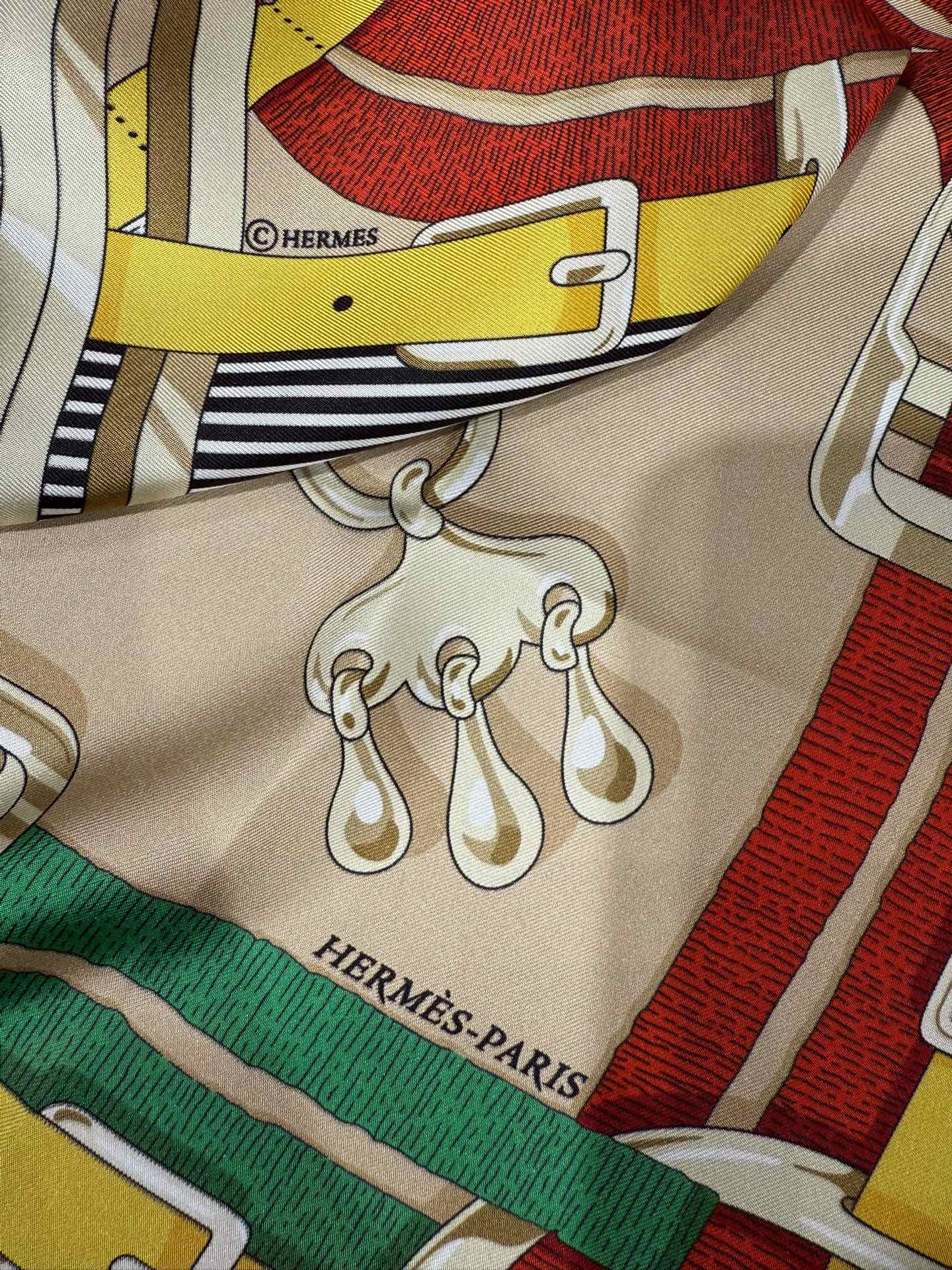 HERMES 26S SCARF 90 IN SILK 307103