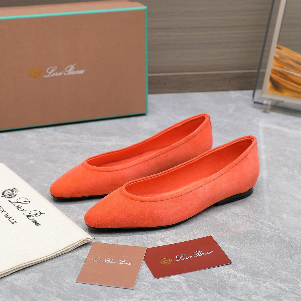 CLASSIC BALLET SHOES IN ORANGE SUEDE
