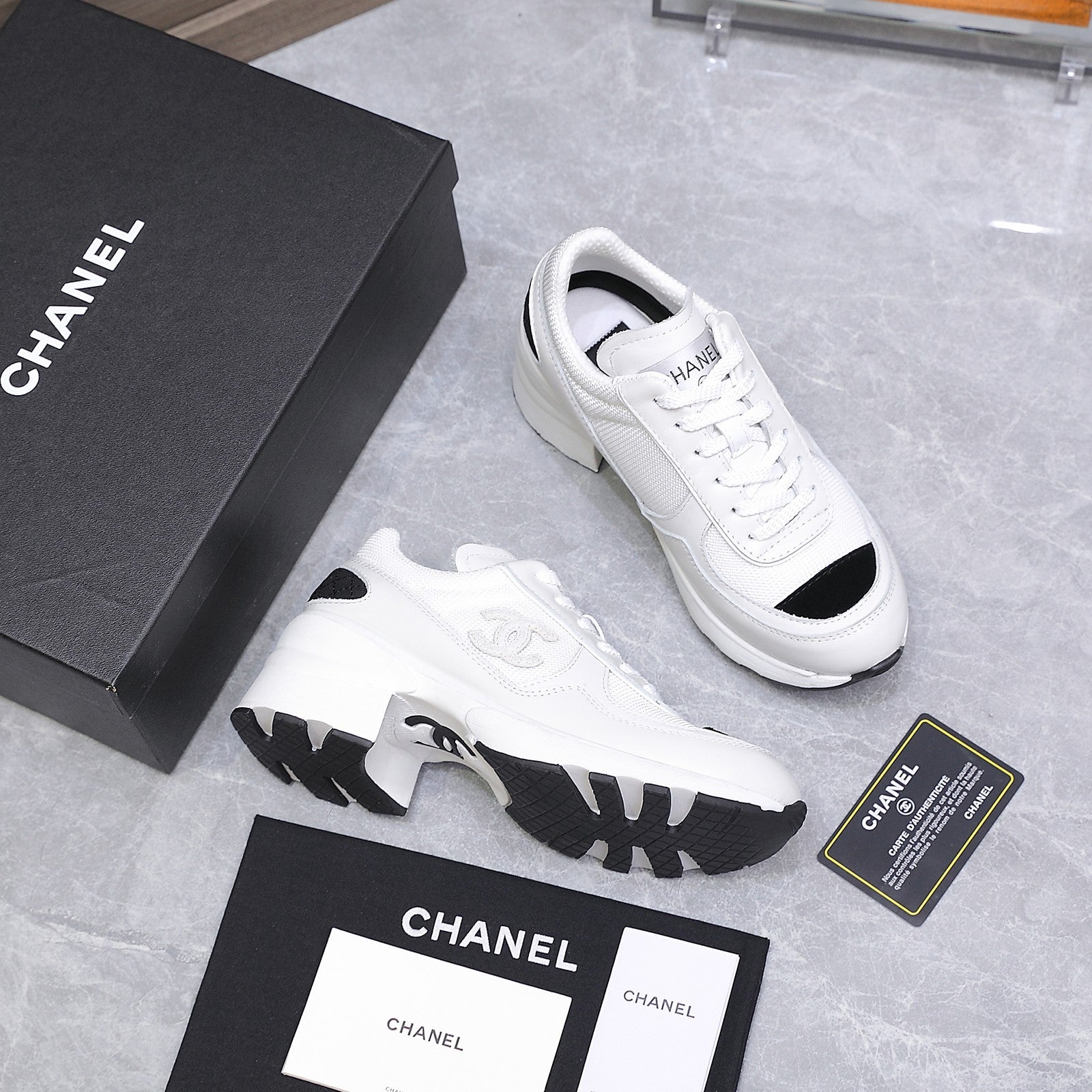 CC HIGH SNEAKERS IN WHITE MESH AND CALFSKIN