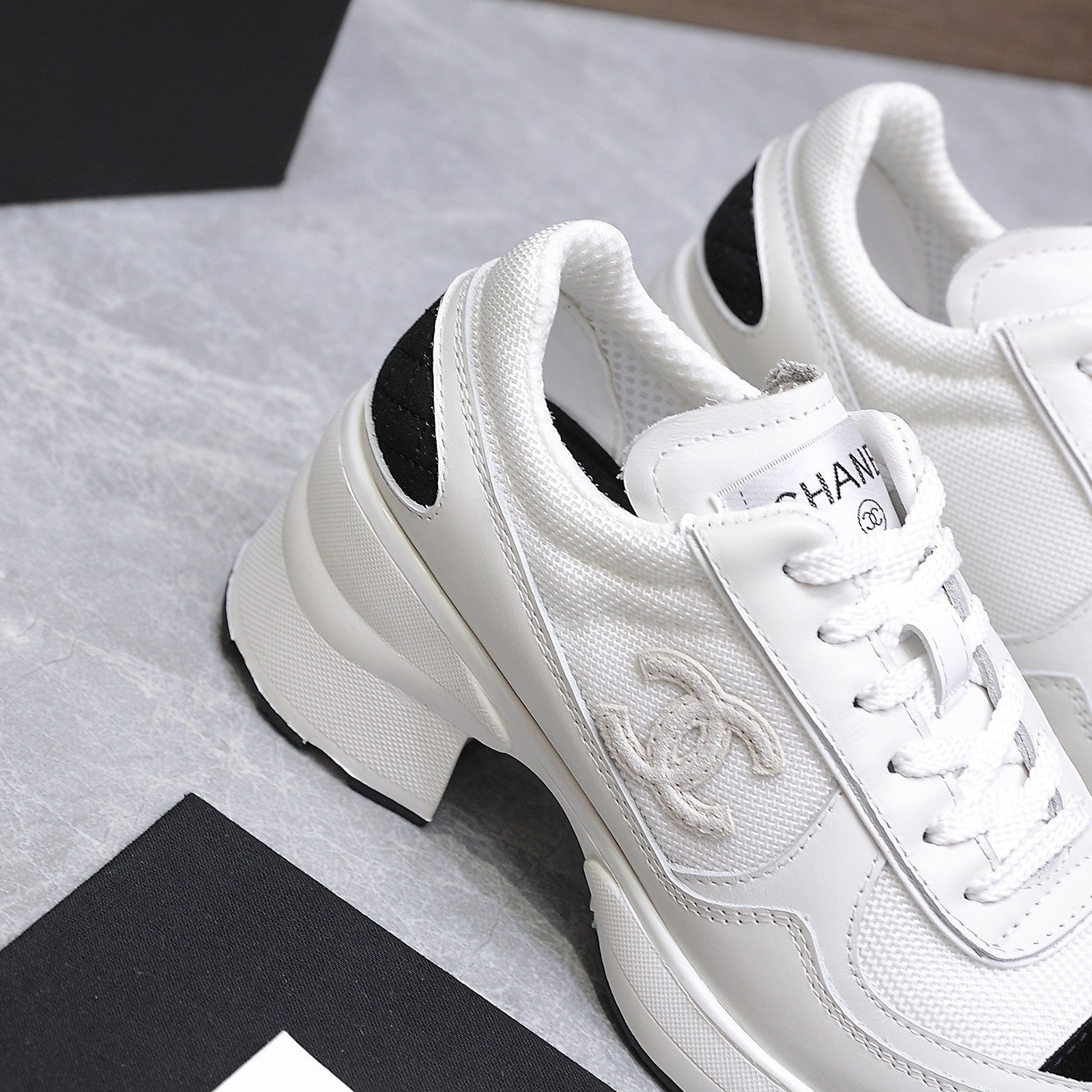 CC HIGH SNEAKERS IN WHITE MESH AND CALFSKIN