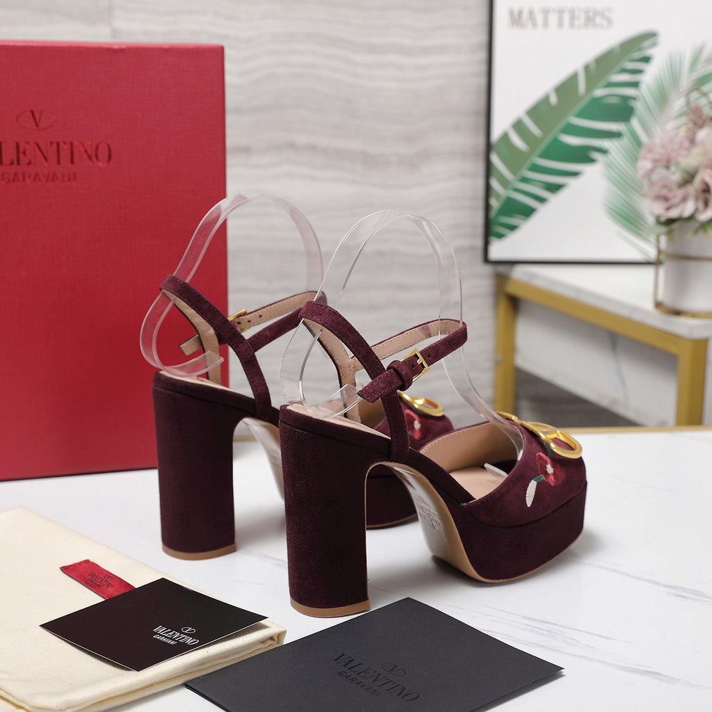 VALENTINO 25S GARAVANI VLOGO SIGNATURE HIGH-HEEL SANDALS 110 MM IN DARK RED SUEDE