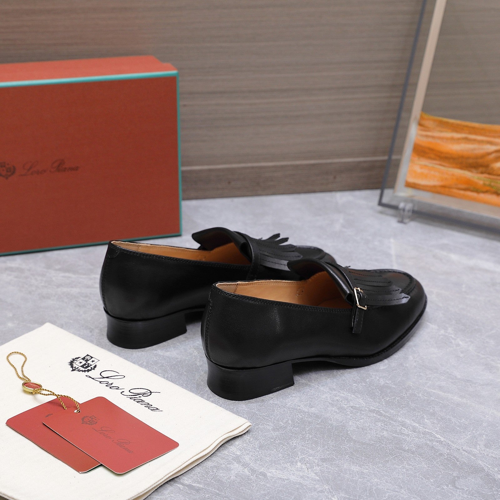 LP 26S SERGIO TASSEL LOAFERS IN BLACK CALFSKIN GOLD HARDWARE